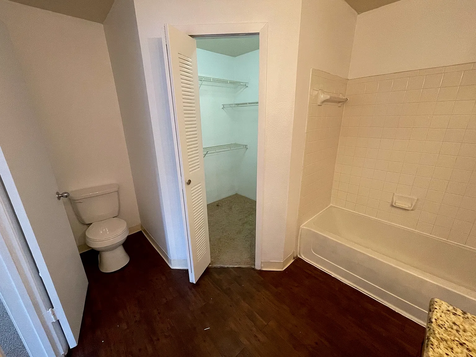 4720 Walden Cr - 1 — Photo 2