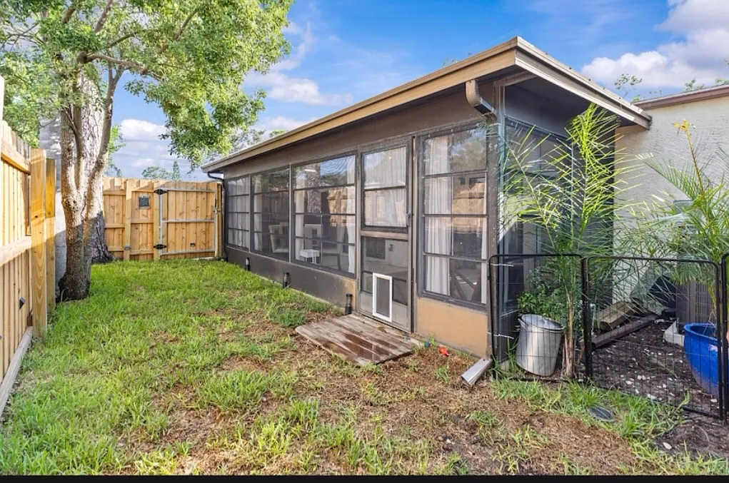 2 bed, 1128 sqft, $2,225 — Photo 3