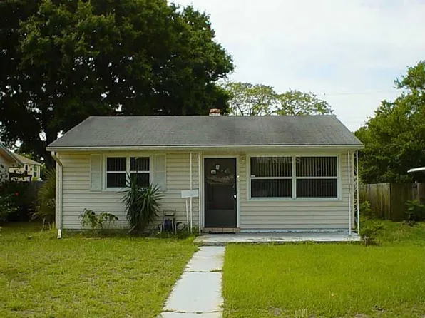 5526 Dartmouth Ave N, Saint Petersburg, FL 33710