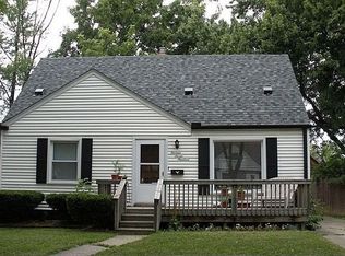 13700 Borgman Ave, Oak Park, MI 48237