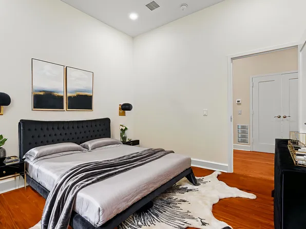 90 Bay Street Landing image 10 of 49