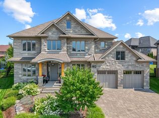 912 Fall Harvest Ct, Kitchener, ON N2P0G6