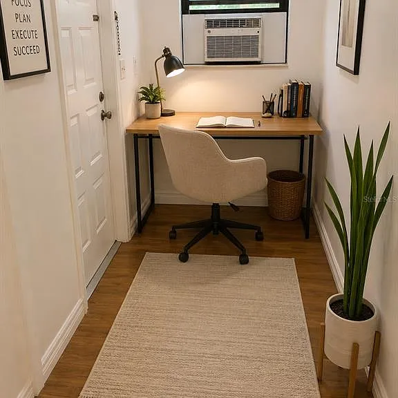 1735 Timocuan Way #B — Photo 4