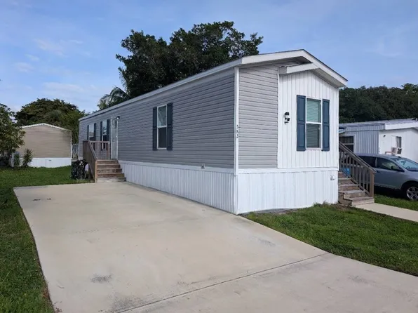 582 SW 132nd Ave, Fort Lauderdale, FL 33325
