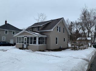 108 W Park St, River Falls, WI 54022