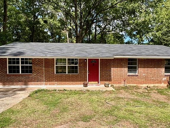 3rd image of 4079 Briarwood Dr