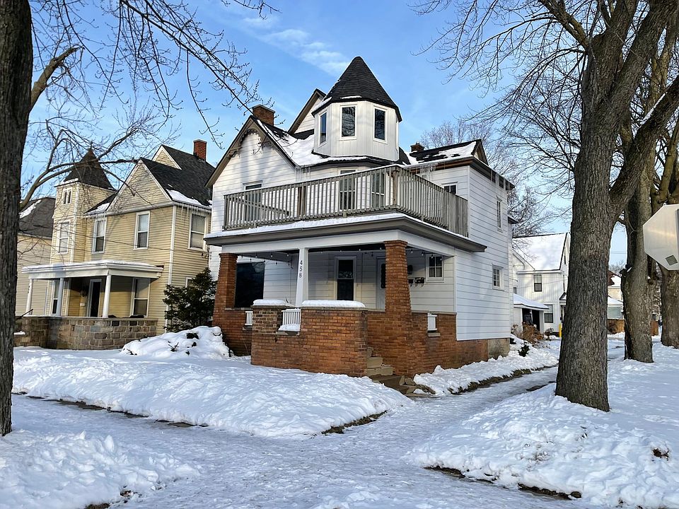 1st image of 458 Ethel Ave SE #1
