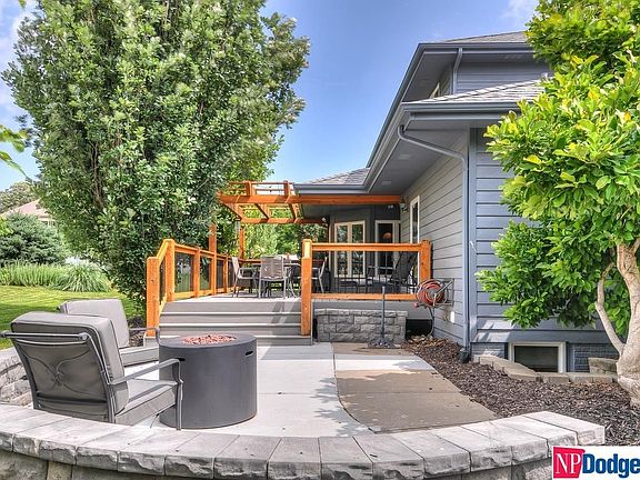 4th image of 11710 Windcrest Dr