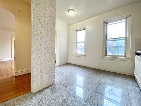3rd image of 36-20 Parsons Blvd #4G