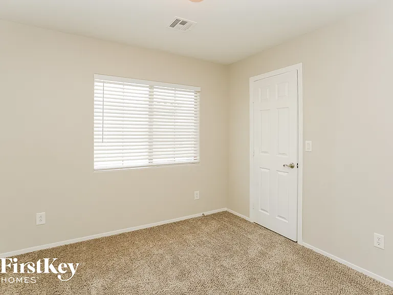 6415 Hamilton Grove Ave — Photo 10