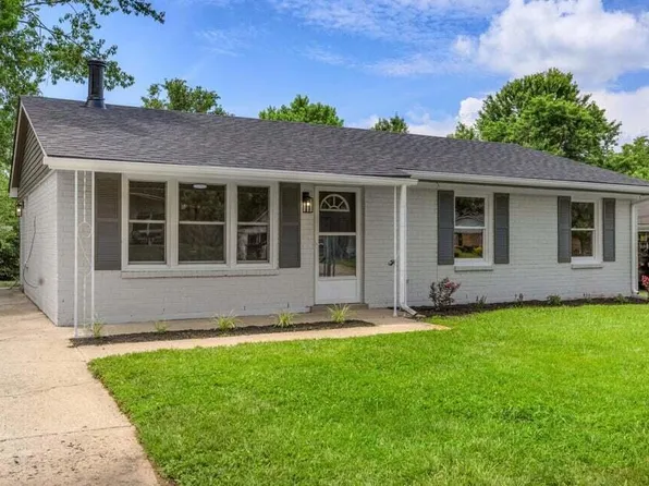 208 Independence Ct, Georgetown, KY 40324