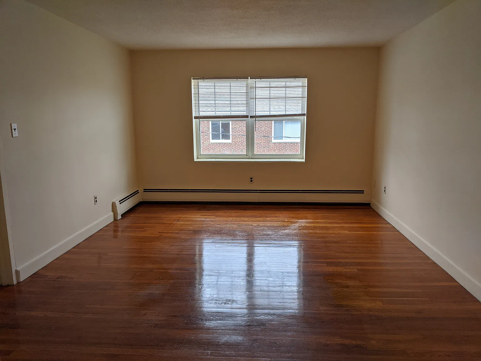 1 bed, 685 sqft, $2,000 — Photo 3
