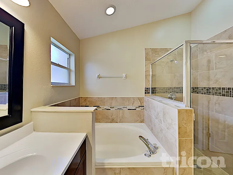 2517 Clareside Dr — Photo 31