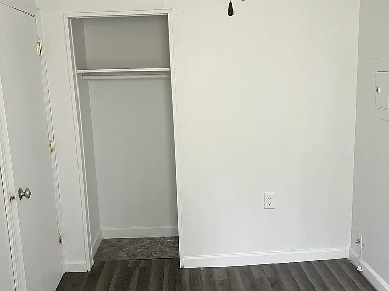 S Lincoln St — Photo 10