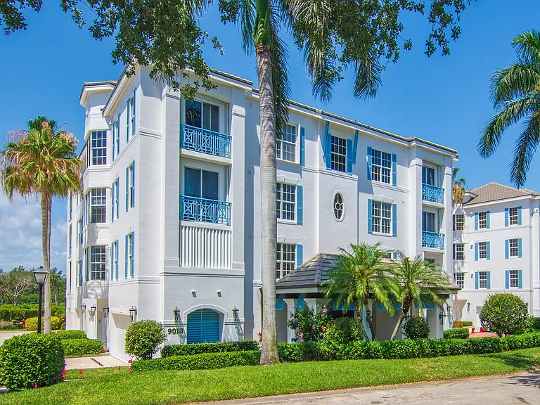 9013 Somerset Bay Ln #201 — Photo 45