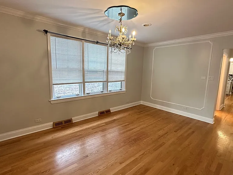 5717 N Saint Louis Ave #2 — Photo 7