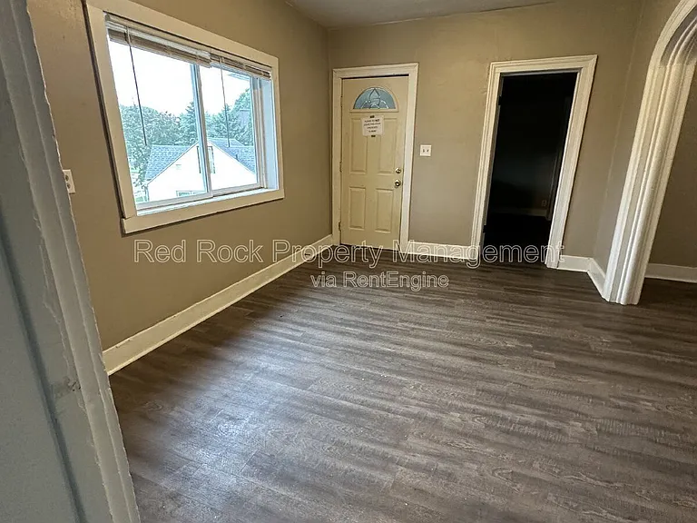 809 Milton Ave #3 — Photo 4