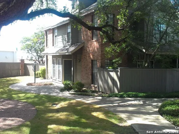 31 Chapel Hill Cir, San Antonio, TX 78240