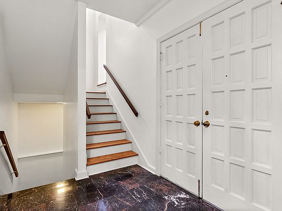 3rd image of 322 Elmington Ave