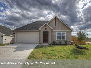 207 Las Lomas Dr, San Marcos, TX 78666