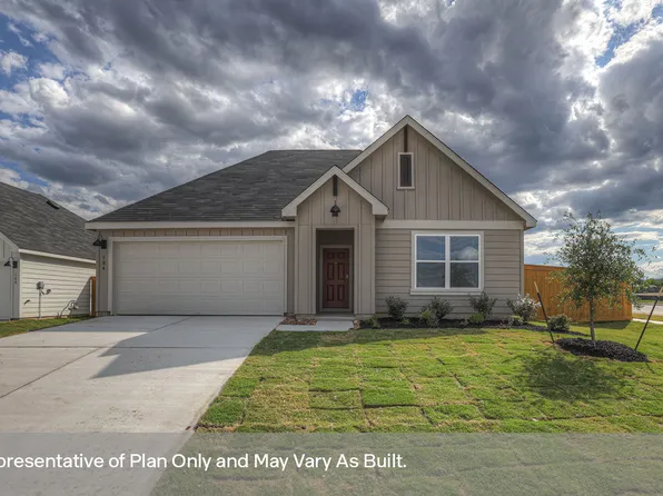 207 Las Lomas Dr, San Marcos, TX 78666