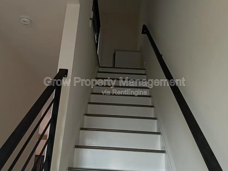 2127 N 9th St #1 — Photo 4