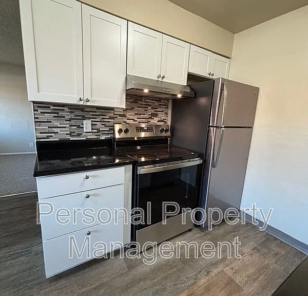 1002 NE 86th St — Photo 14