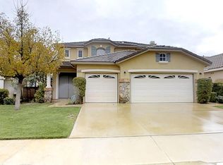 22824 Raintree Ln, Santa Clarita, CA 91390