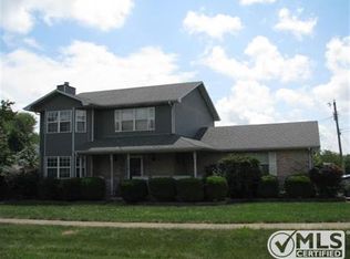 102 Whisbrook Ave, Vine Grove, KY 40175
