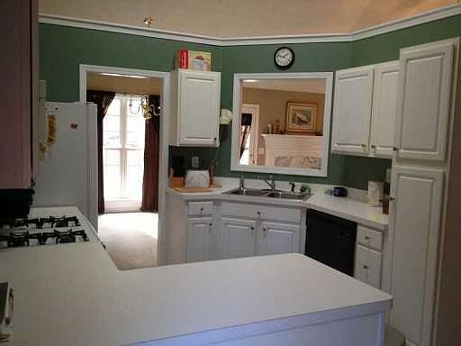 5th image of 6137 Glen Oak Dr