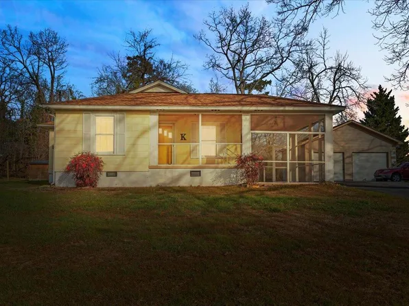 195 S Elmwood St, Rossville, GA 30741