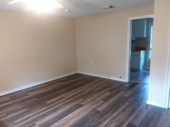 201 Stockman St