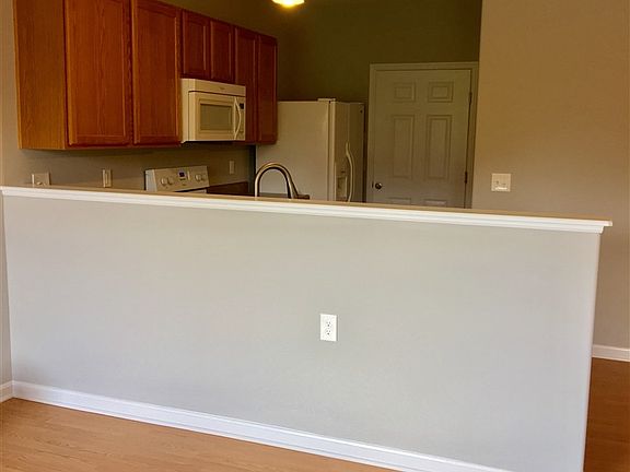 5th image of 6395 Arabian Dr