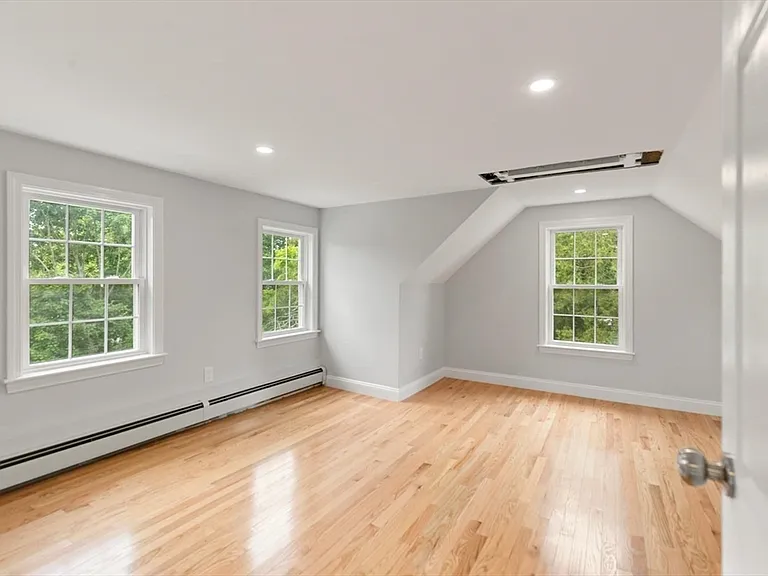 63 Pleasant St #2 — Photo 17