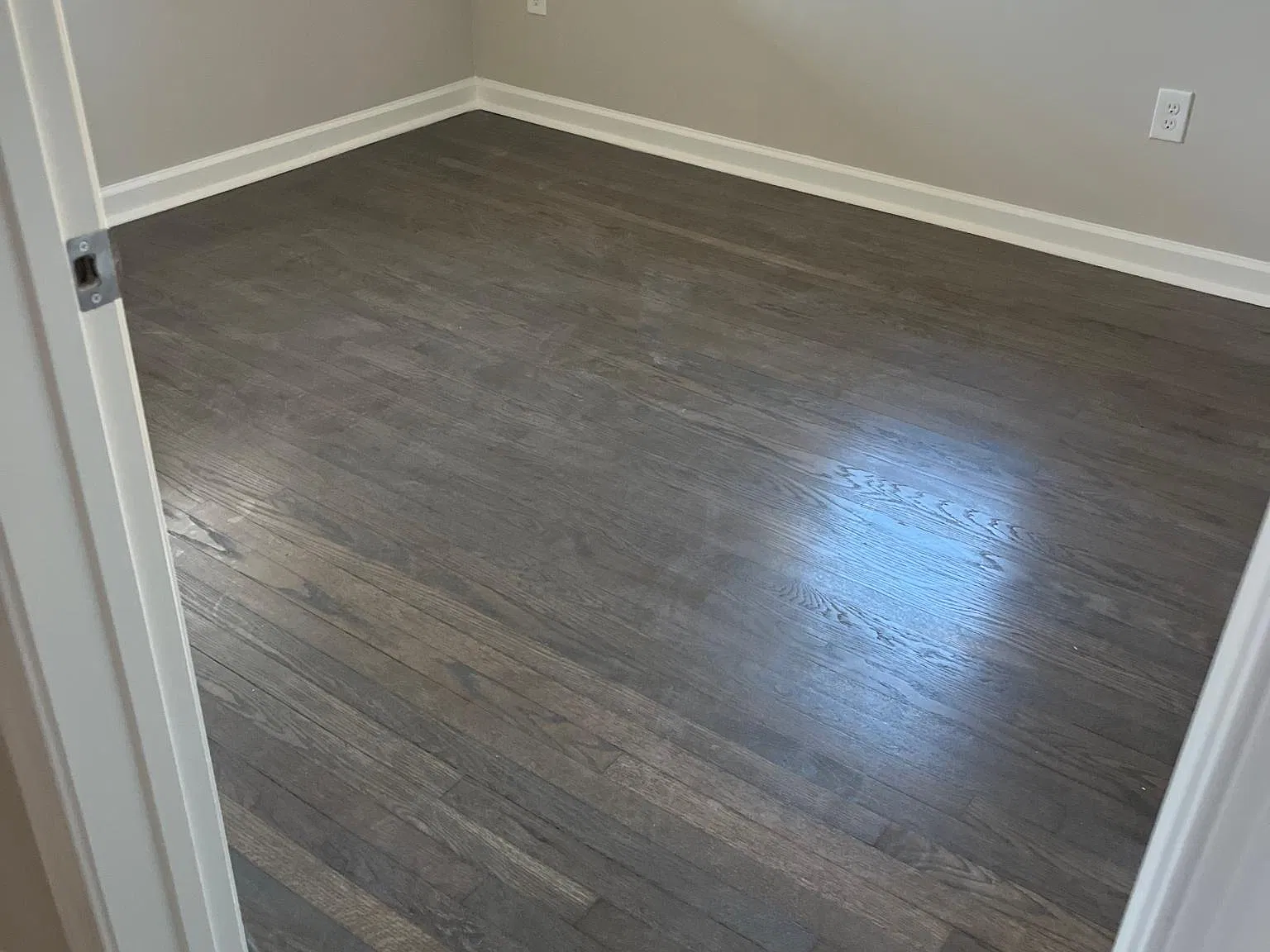 2 bed, 1.5 bath, 990 sqft, $1,350 — Photo 3