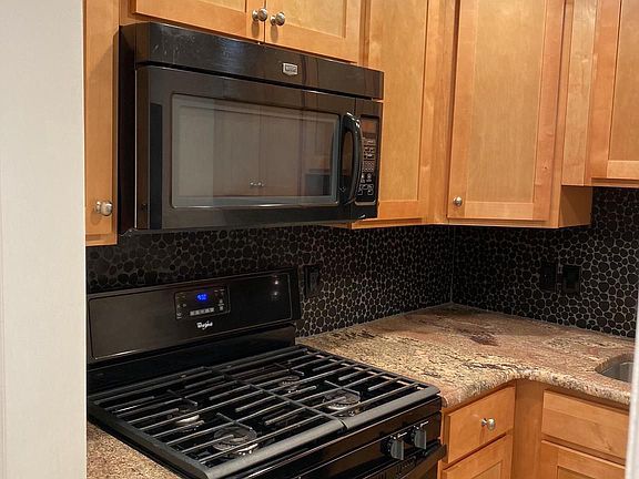 5th image of 2321 Sansom St #23-2B