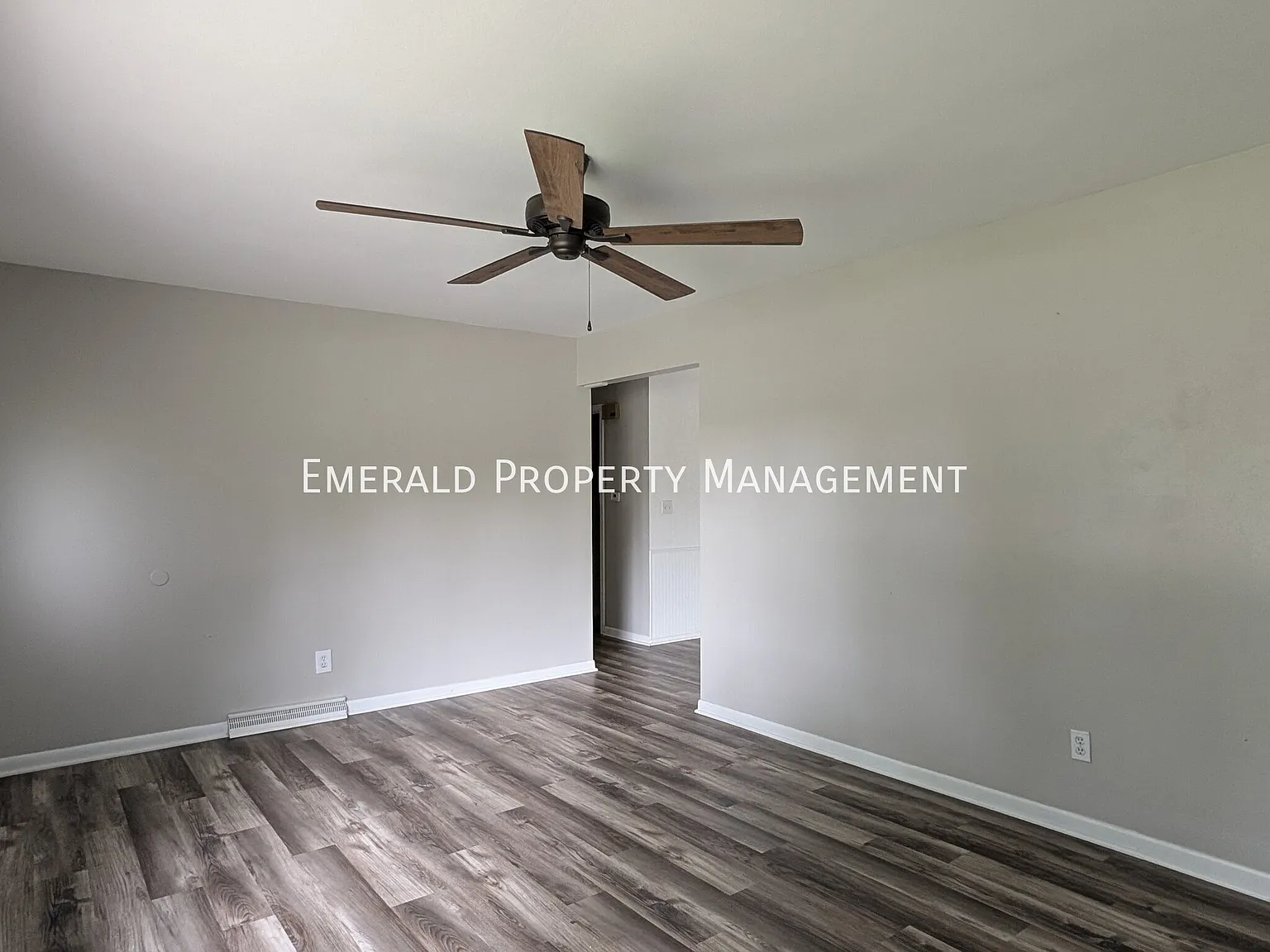 3 bed, $1,800 — Photo 3