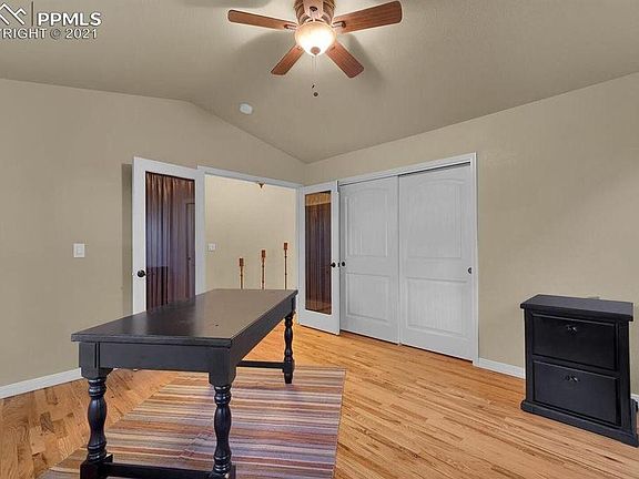 4th image of 16647 Greyhawk Dr