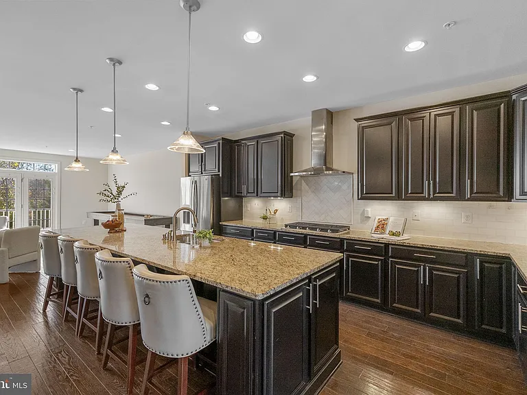 5313 Stream Bank Ln — Photo 9