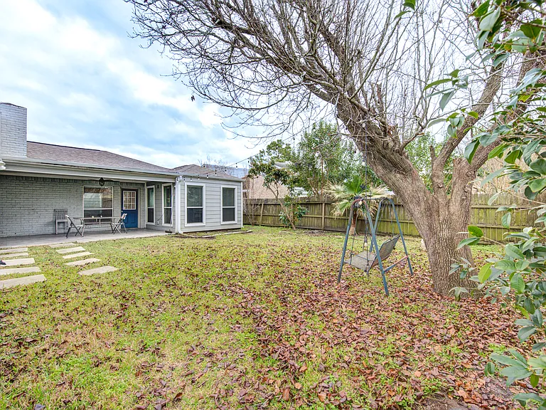1522 S Kirkwood Rd — Photo 22