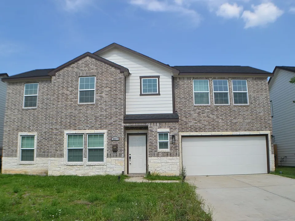 9837 Fabiola Dr
