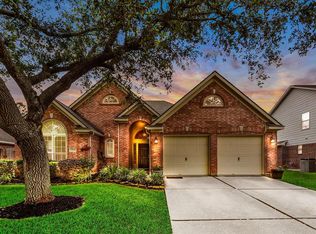 13606 Shadow Falls Ct, Houston, TX 77059