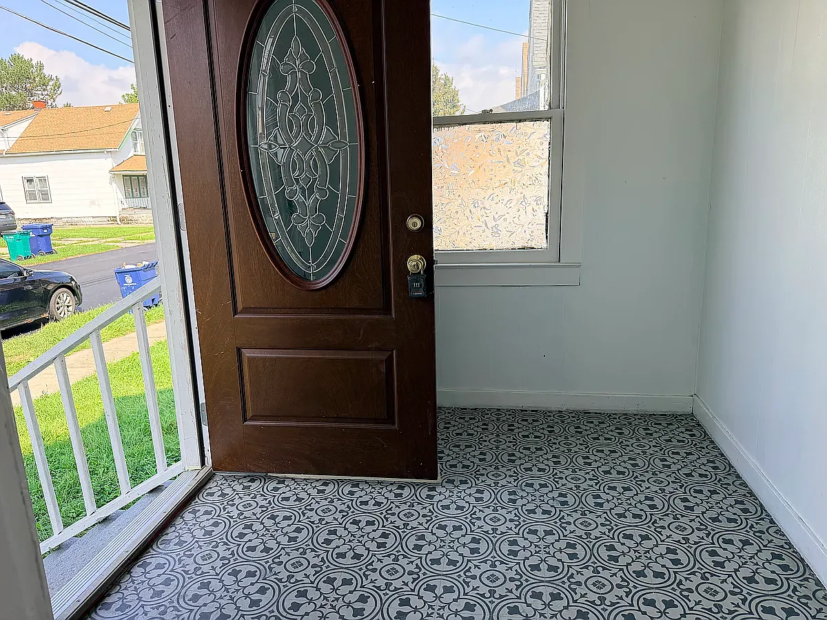 5 bed, 1580 sqft, $1,500 — Photo 4