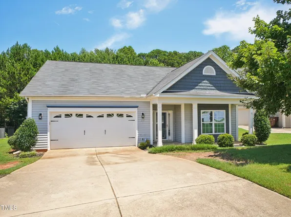 235 Sugarberry Ln, Clayton, NC 27527