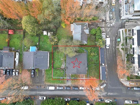 4th image of 9937 138th St