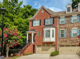 5010 Manchester Cir, Roswell, GA 30075