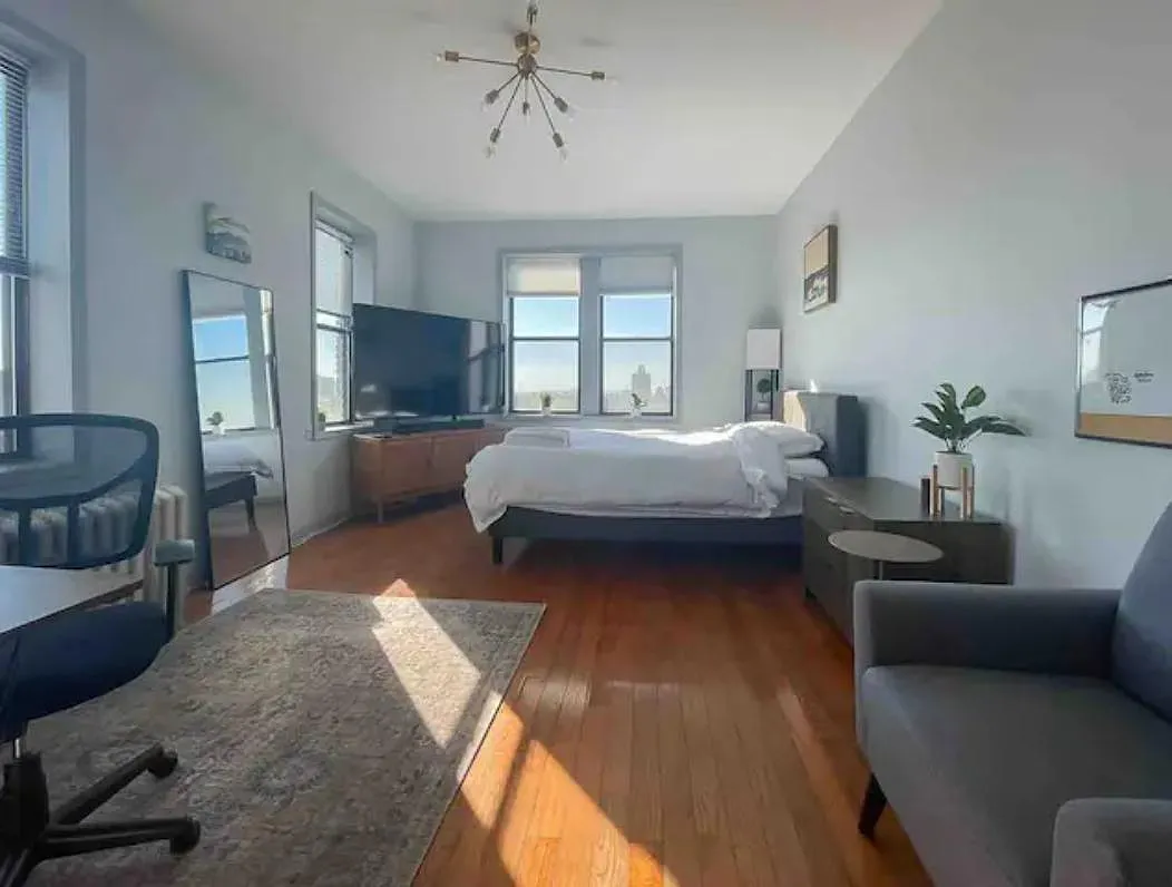 1200 Central Ave — Photo 3