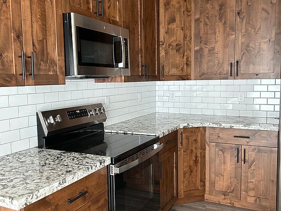 2nd image of 580 N 4th St #1