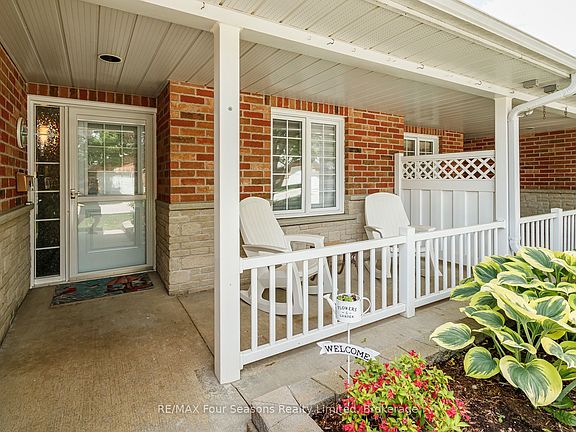 3rd image of 275 Huron St #27