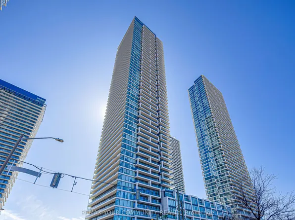 950 Portage Pkwy #3912, Vaughan, ON L4K 4Z4